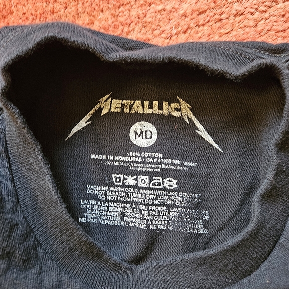 Metallica Their Money Tips Her Scales Again Official Band T-Shirt Size Medium - Picture 3 of 6